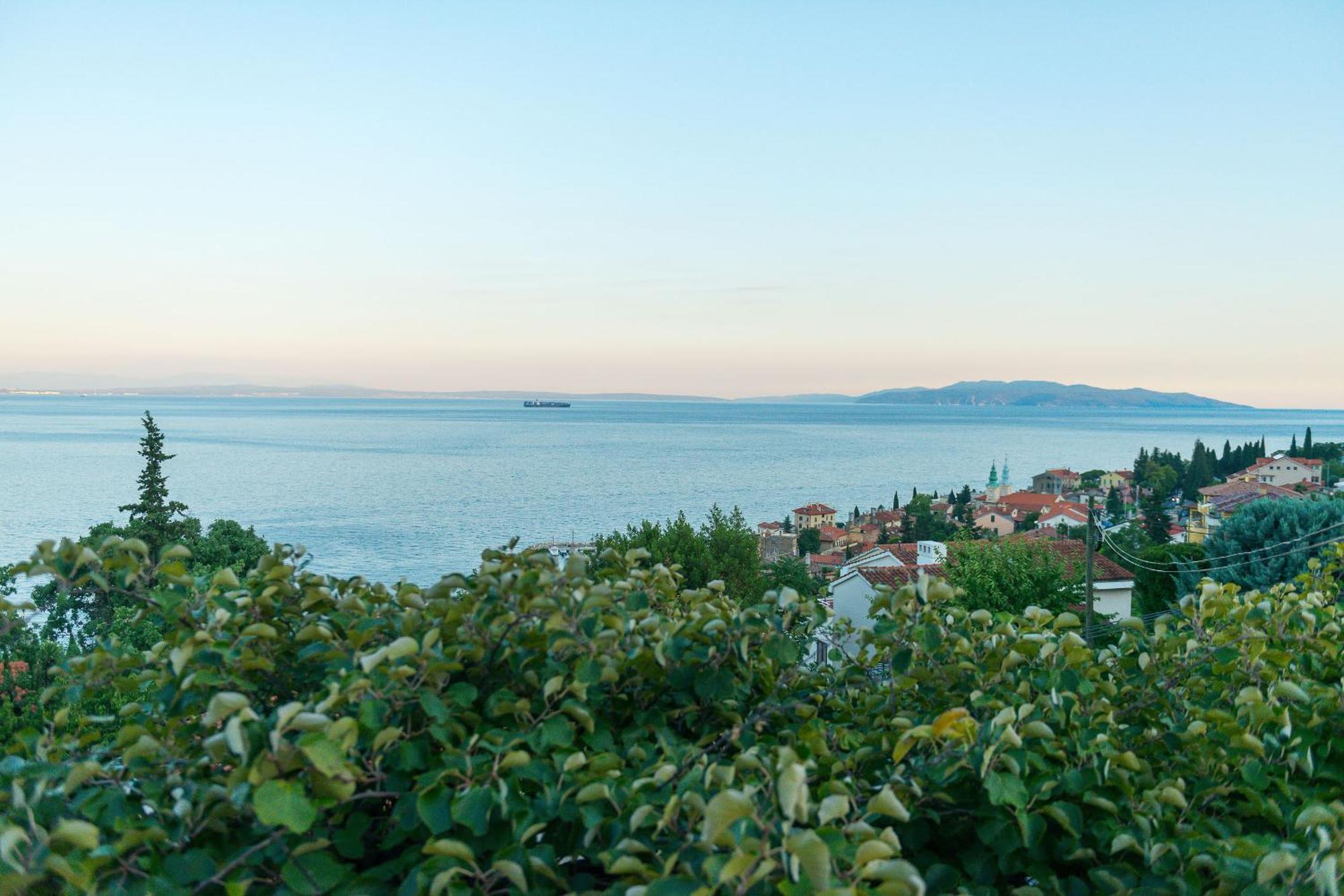 Premium Apartment With Beautiful Sea View, Short Walk To The Sea Opatija Eksteriør billede
