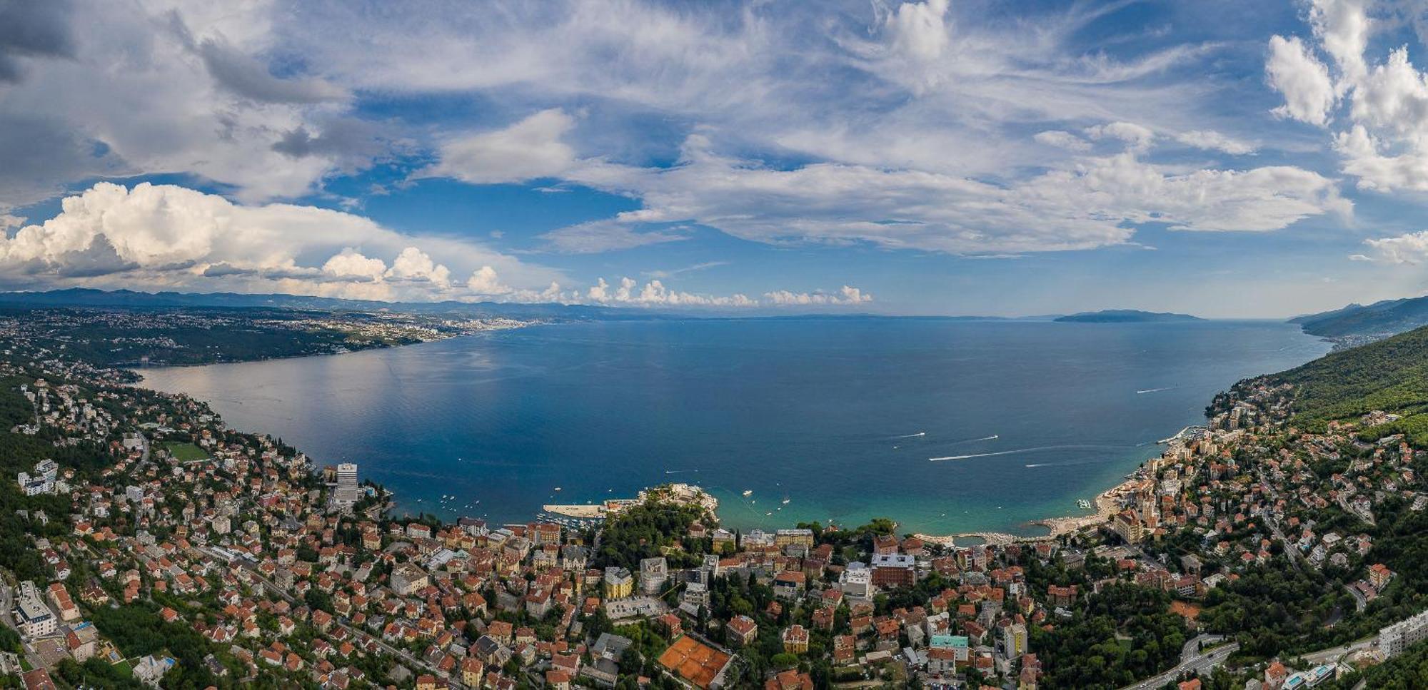 Premium Apartment With Beautiful Sea View, Short Walk To The Sea Opatija Eksteriør billede